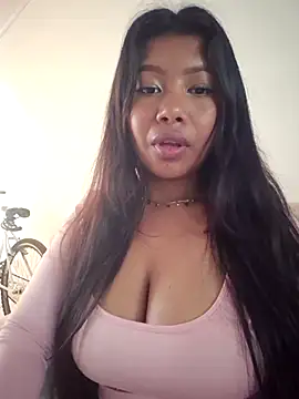 PaulaOrtiz 1 online show from January 5, 2026, 5:27 pm