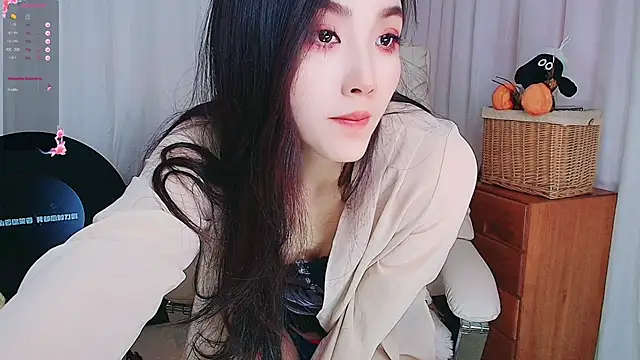 Snapshot of xiaotiantian-76 chatting on November 10, 2025, 4:06 am xiaotiantian-76 online show from November 10, 2025, 4:06 am