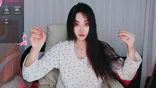 Snapshot of xiaotiantian-76 chatting on October 27, 2025, 2:56 am xiaotiantian-76 online show from October 27, 2025, 2:56 am