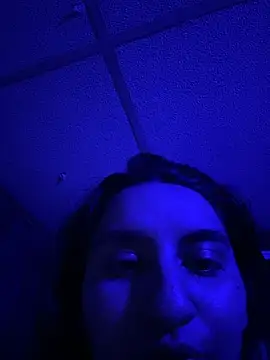 mamifresita online show from November 10, 2025, 8:41 am