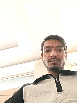 Snapshot of Tarun_0026 chatting on October 23, 2025, 6:01 am Tarun 0026 online show from October 23, 2025, 6:01 am