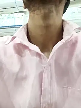 Snapshot of Tarun_0026 chatting on March 20, 2025, 1:15 pm Tarun 0026 online show from March 20, 2025, 1:15 pm