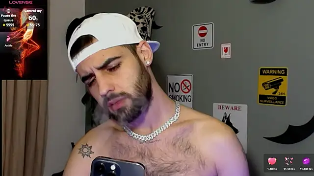 HairyRobxxx online show from January 12, 2026, 6:04 pm