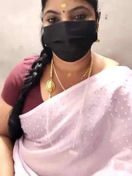 shamritha99 online show from January 10, 2026, 3:18 pm