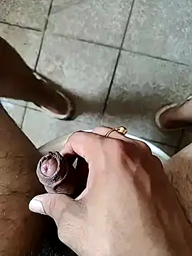 Snapshot of dreamers_dick chatting on March 9, 2025, 7:45 am dreamers dick online show from March 9, 2025, 7:45 am