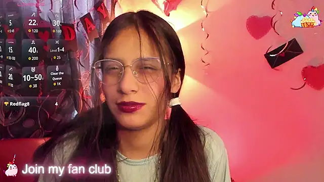 Snapshot of Misha_Lover chatting on September 16, 2025, 8:43 pm Misha Lover online show from September 16, 2025, 8:43 pm