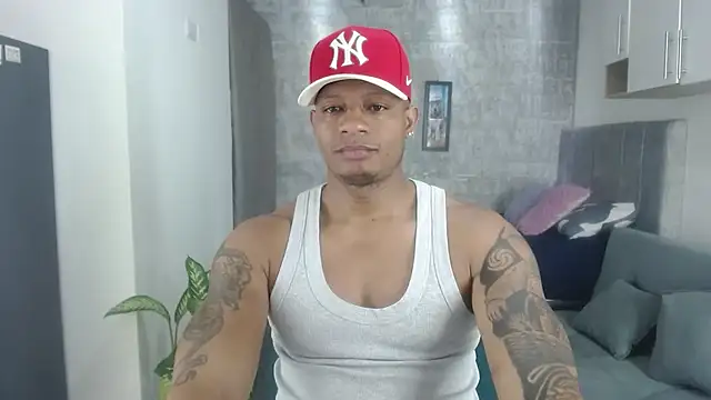 Snapshot of Josep_Ston chatting on November 7, 2025, 8:13 pm Josep Ston online show from November 7, 2025, 8:13 pm