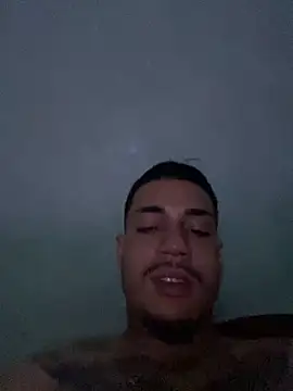 Snapshot of TiagopirocudoMG chatting on February 19, 2025, 9:58 pm TiagopirocudoMG online show from February 19, 2025, 9:58 pm