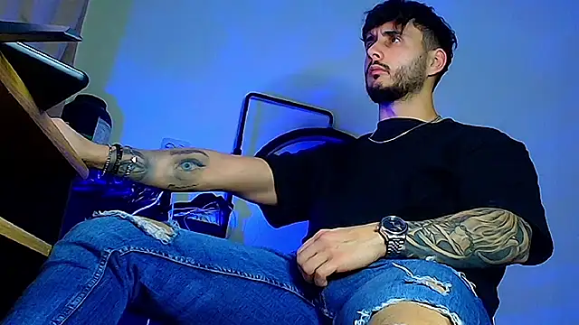 Snapshot of XanderCage99 chatting on February 23, 2026, 12:56 am XanderCage99 online show from February 23, 2026, 12:56 am