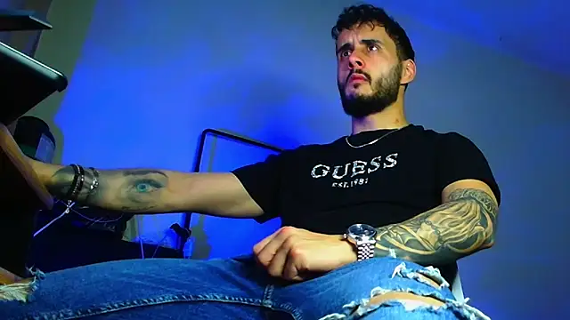 Snapshot of XanderCage99 chatting on April 8, 2026, 10:00 pm XanderCage99 online show from April 8, 2026, 10:00 pm