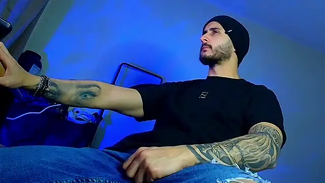 Snapshot of XanderCage99 chatting on February 4, 2026, 5:08 pm XanderCage99 online show from February 4, 2026, 5:08 pm