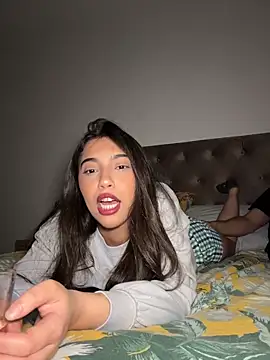 miaceleste online show from April 5, 2026, 8:48 pm