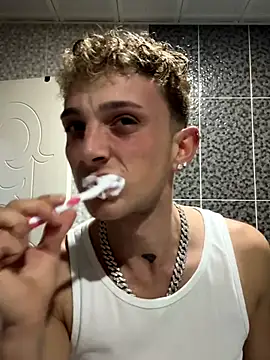 Snapshot of verici34 chatting on November 9, 2025, 3:16 pm verici34 online show from November 9, 2025, 3:16 pm