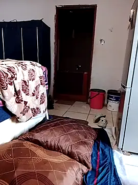 KMbesxxx online show from November 23, 2025, 5:06 am