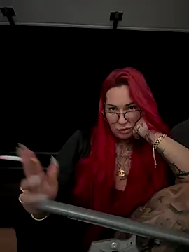 Mia-Fuchs online show from September 19, 2025, 2:59 am