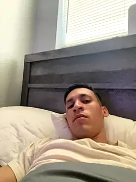 Snapshot of leisurelycriminal chatting on September 30, 2025, 6:58 pm leisurelycriminal online show from September 30, 2025, 6:58 pm