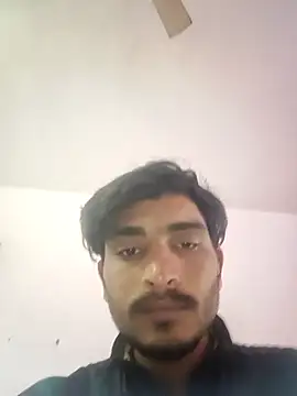 Snapshot of MAGNETICDADDY8 chatting on November 27, 2025, 8:04 am MAGNETICDADDY8 online show from November 27, 2025, 8:04 am