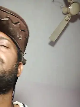 Snapshot of MAGNETICDADDY8 chatting on November 7, 2025, 9:08 pm MAGNETICDADDY8 online show from November 7, 2025, 9:08 pm