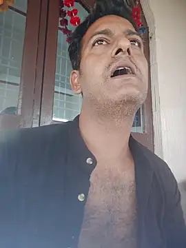 Snapshot of MAGNETICDADDY8 chatting on October 21, 2025, 10:58 am MAGNETICDADDY8 online show from October 21, 2025, 10:58 am