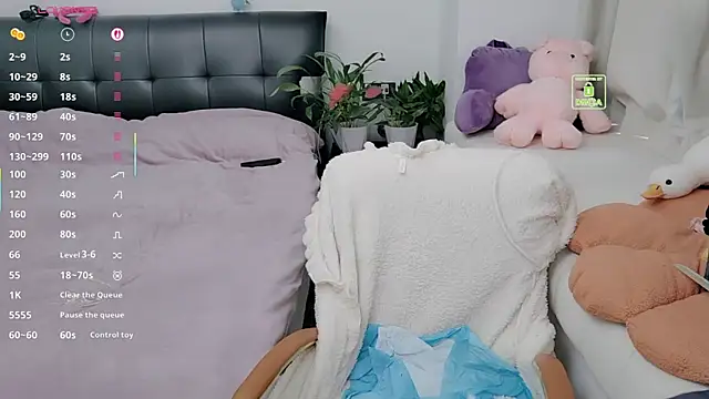 Snapshot of Mi--Manchi chatting on December 15, 2025, 1:00 am Mi--Manchi online show from December 15, 2025, 1:00 am