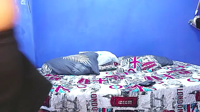 Snapshot of miranda_cohen chatting on September 8, 2025, 7:46 pm miranda cohen online show from September 8, 2025, 7:46 pm