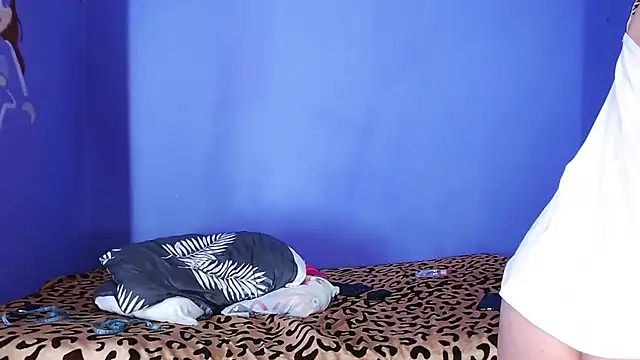 Snapshot of miranda_cohen chatting on February 24, 2025, 10:25 pm miranda cohen online show from February 24, 2025, 10:25 pm