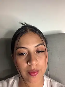 Snapshot of Julii- chatting on September 14, 2025, 10:10 pm Julii- online show from September 14, 2025, 10:10 pm