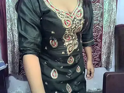 Snapshot of SIYA_MAVI chatting on July 17, 2026, 2:20 am SIYA MAVI online show from July 17, 2026, 2:20 am