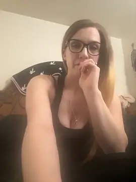 Snapshot of Kitty_DaCocks chatting on November 9, 2025, 11:53 pm Kitty DaCocks online show from November 9, 2025, 11:53 pm