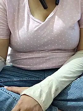 mallupriyapriya online show from November 16, 2025, 8:08 am