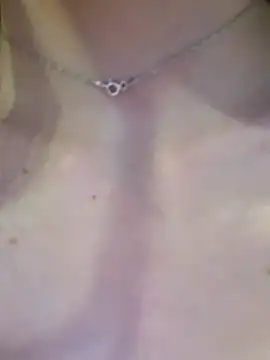 Snapshot of Maddy_Jones chatting on September 27, 2025, 1:01 am Maddy Jones online show from September 27, 2025, 1:01 am