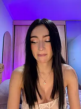 Maddy Jones online show from January 13, 2026, 2:26 am