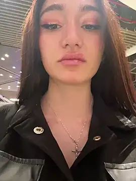 Snapshot of Maddy_Jones chatting on February 22, 2025, 10:52 pm Maddy Jones online show from February 22, 2025, 10:52 pm