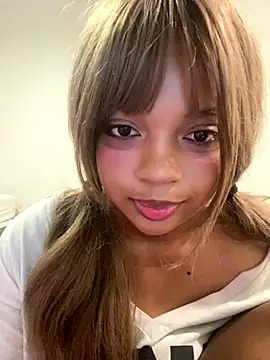 Snapshot of AwkwardJasminee chatting on November 3, 2025, 10:52 am AwkwardJasminee online show from November 3, 2025, 10:52 am