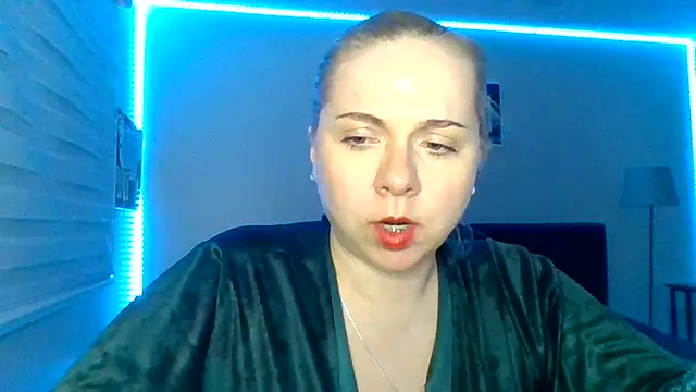 HappyIva online show from November 23, 2025, 6:45 am