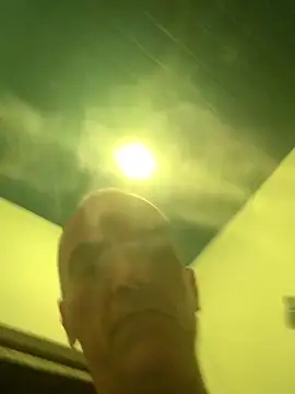 Snapshot of GoloZeusMax chatting on February 23, 2026, 10:54 pm GoloZeusMax online show from February 23, 2026, 10:54 pm