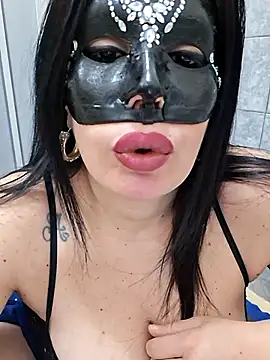 desyree89 online show from November 17, 2025, 4:27 am