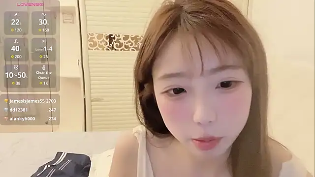 nicole 888 online show from February 12, 2025, 4:55 pm