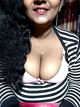 YERY HOT online show from March 7, 2025, 9:48 pm