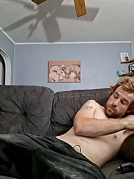 Snapshot of douchydan42 chatting on September 19, 2025, 11:09 pm douchydan42 online show from September 19, 2025, 11:09 pm