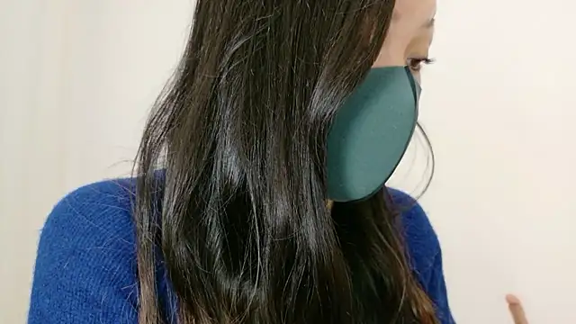 Snapshot of Mary-JP chatting on November 3, 2025, 9:57 am Mary-JP online show from November 3, 2025, 9:57 am