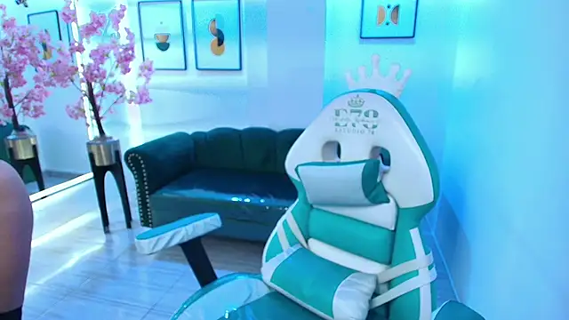 Arianna sweeet online show from January 6, 2026, 3:43 am