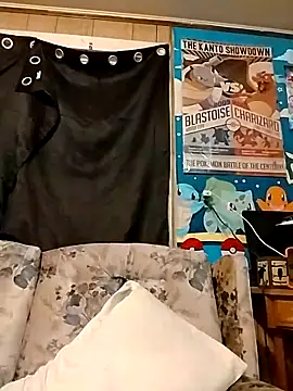 Snapshot of Rebeckalove chatting on March 10, 2025, 5:00 am Rebeckalove online show from March 10, 2025, 5:00 am