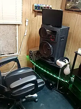 Snapshot of Rebeckalove chatting on November 29, 2025, 6:46 am Rebeckalove online show from November 29, 2025, 6:46 am