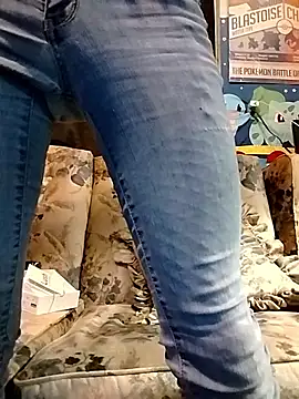 Snapshot of Rebeckalove chatting on March 9, 2025, 10:08 pm Rebeckalove online show from March 9, 2025, 10:08 pm