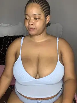 sexytinashe21 online show from October 17, 2025, 8:32 pm