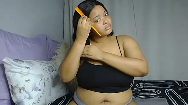 sexytinashe21 online show from January 24, 2025, 5:42 pm