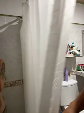 Izy cute  online show from March 8, 2026, 1:44 am