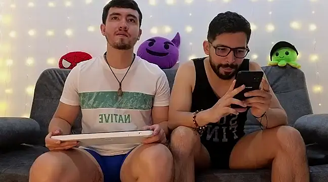 Snapshot of ErickBrant chatting on February 27, 2025, 2:57 am ErickBrant online show from February 27, 2025, 2:57 am