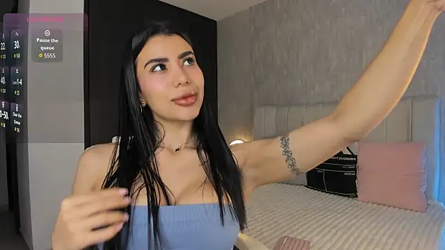 Snapshot of CamiRyder chatting on December 5, 2025, 12:32 am CamiRyder online show from December 5, 2025, 12:32 am